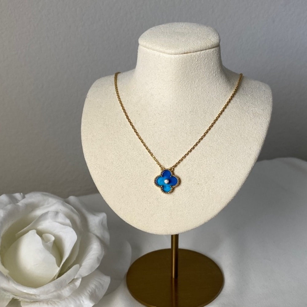 Blue clover necklace